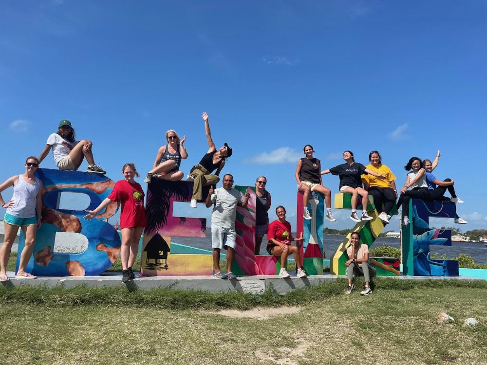 Belize sign group photo
